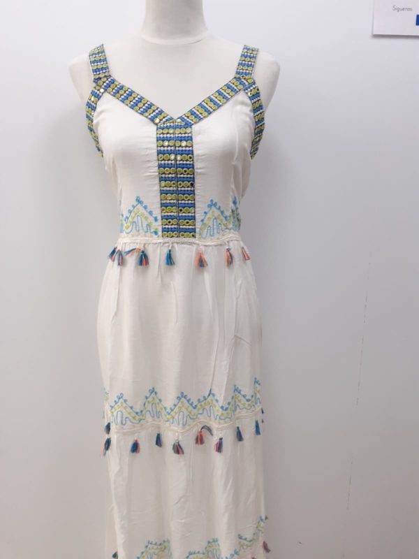 Vestido blanco pedrería - Imagen 2