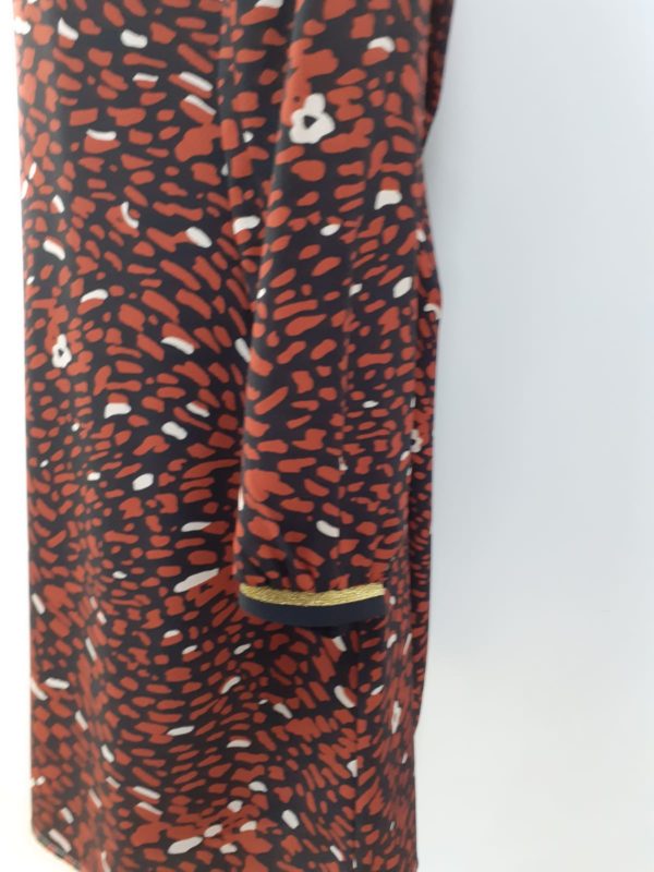 Vestido decorado - Imagen 3