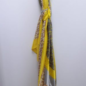 Pañuelo seda amarillo