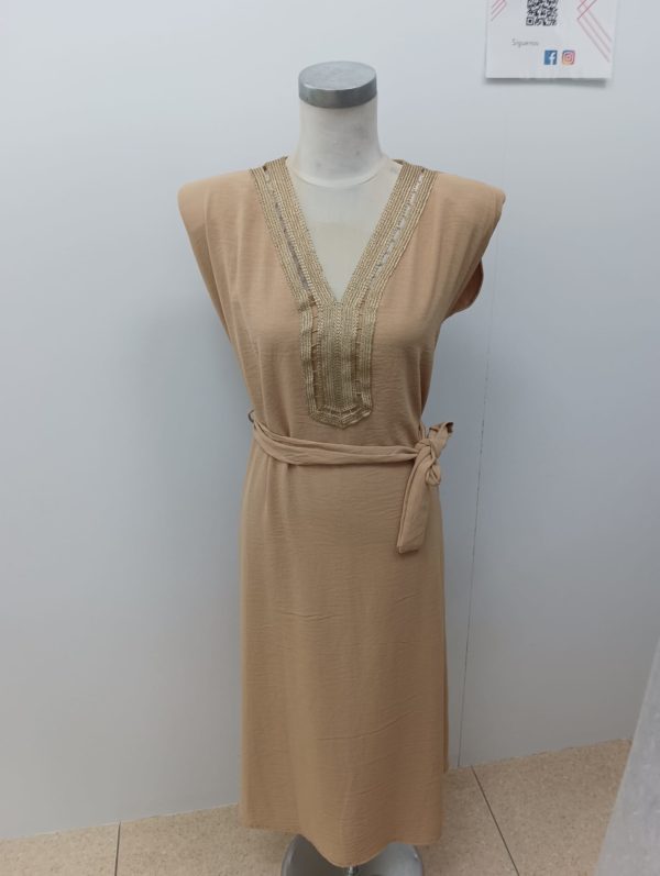 Vestido hombreras