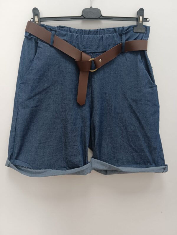Pantalón corto