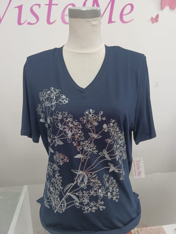 Camiseta flores