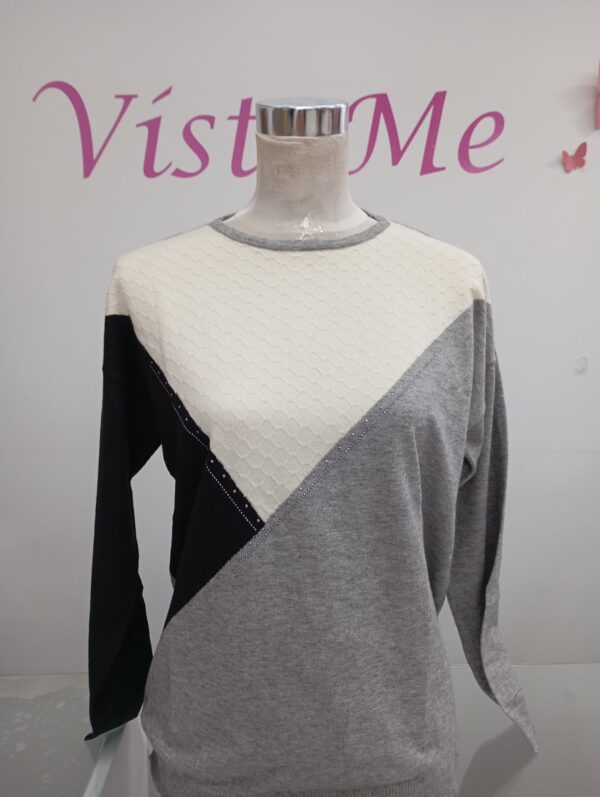 Jersey gris y blanco