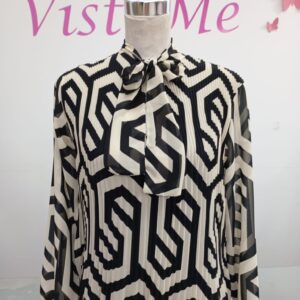 Blusa plisada lazo