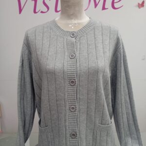 Rebeca botones gris