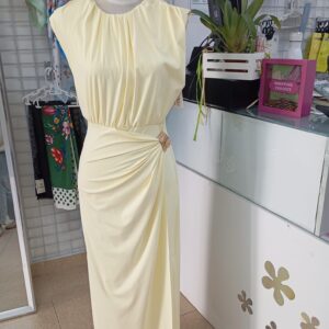 Vestido largo broche