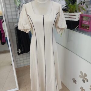 Vestido cuello cuadrado