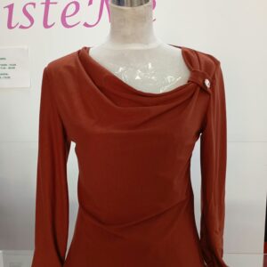 Camiseta broche